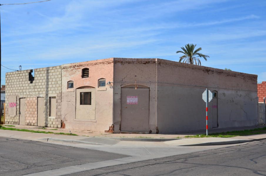 1002 S 4TH AVE Phoenix, AZ 85003